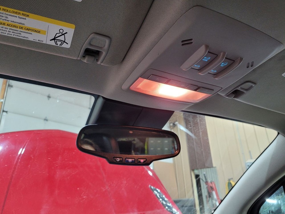 2014 Buick Encore (1.4L / AT / AWD) Emergency Jack W/ Tools