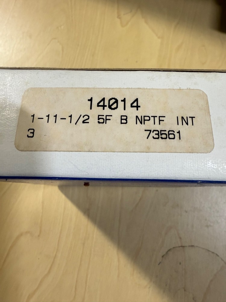 Fastcut 1-11 1/2 NPTF int thread pipe tap
