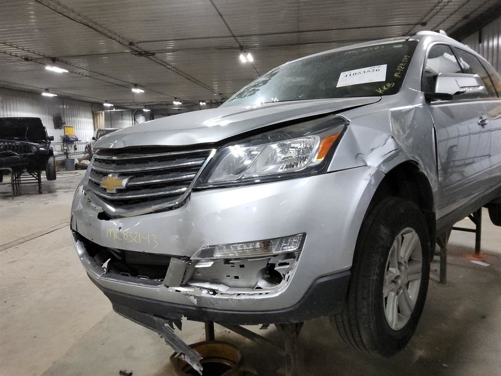 2013 Chevy Traverse Passenger Front Headrest Only Gray Leather