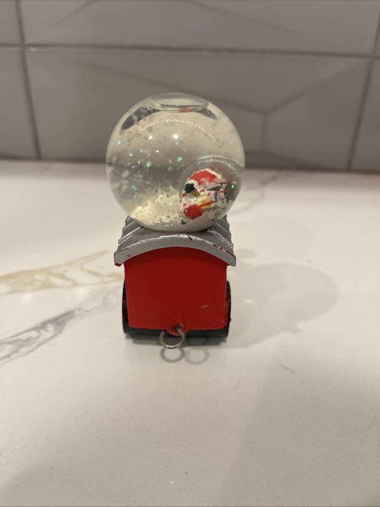 F.A.O SCHWARZ 4- piece Train Snow Globe Set