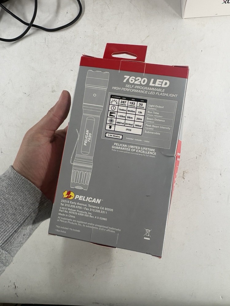 Pelican 7620 Tactical LED Flashlight (Black)