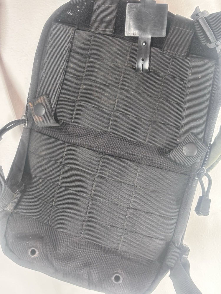 Condor LCS Tidepool Hydration Carrier Black NWT