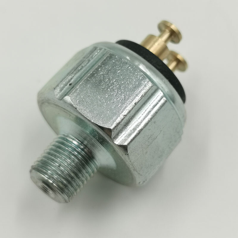 Universal Low Pressure Type Brake Light Switch and pig tail with wire connector