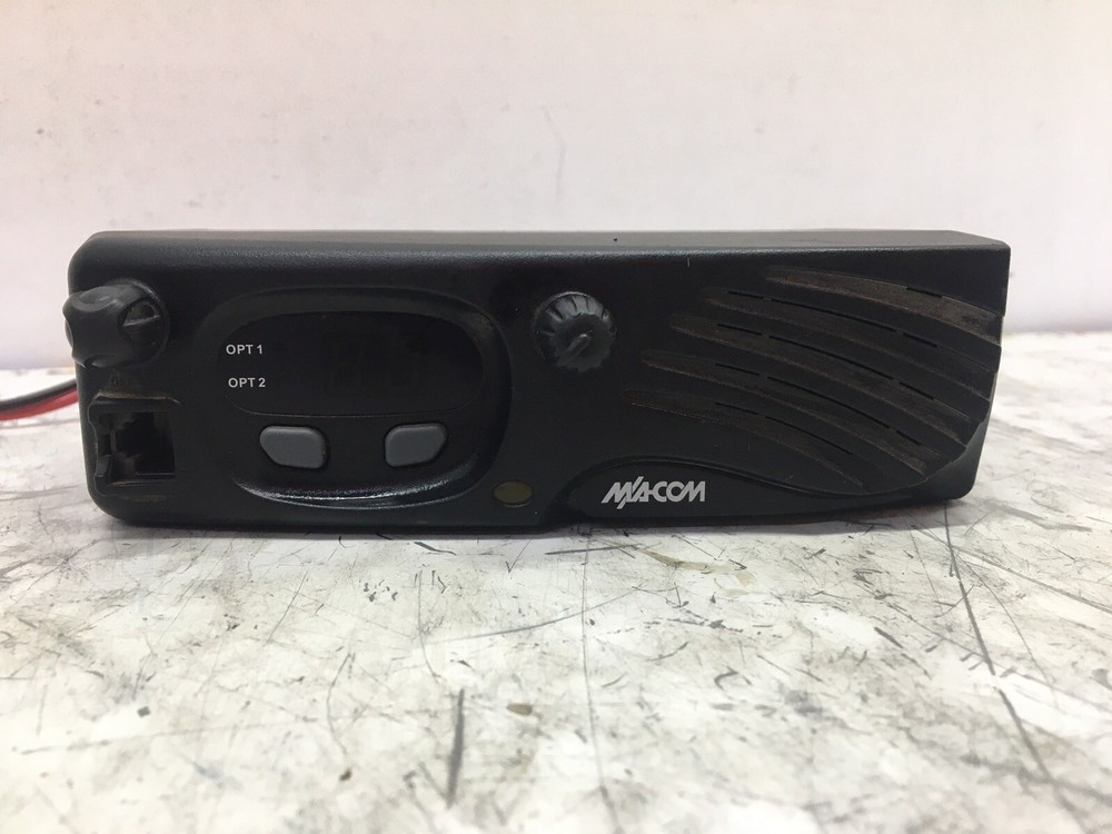 M/A-Com Panther 300M Powers on, UNTESTED See description