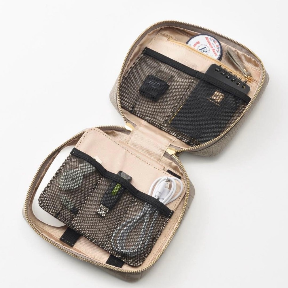 IDEA International Assistance Gadget Pouch
