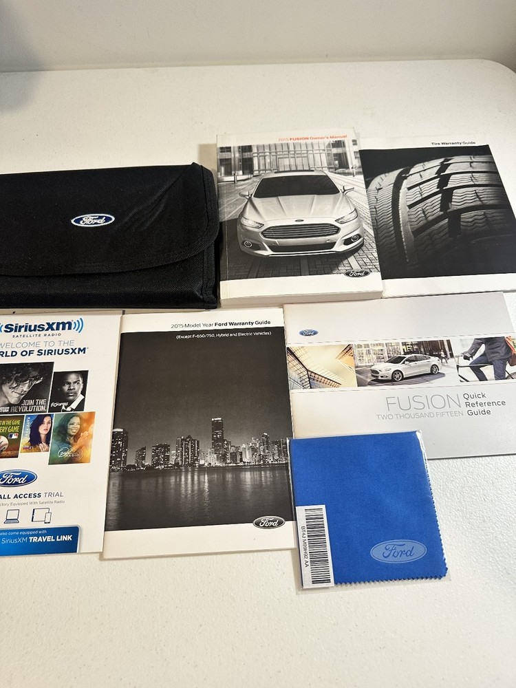 2015 Ford Fusion Owner's Manual Set