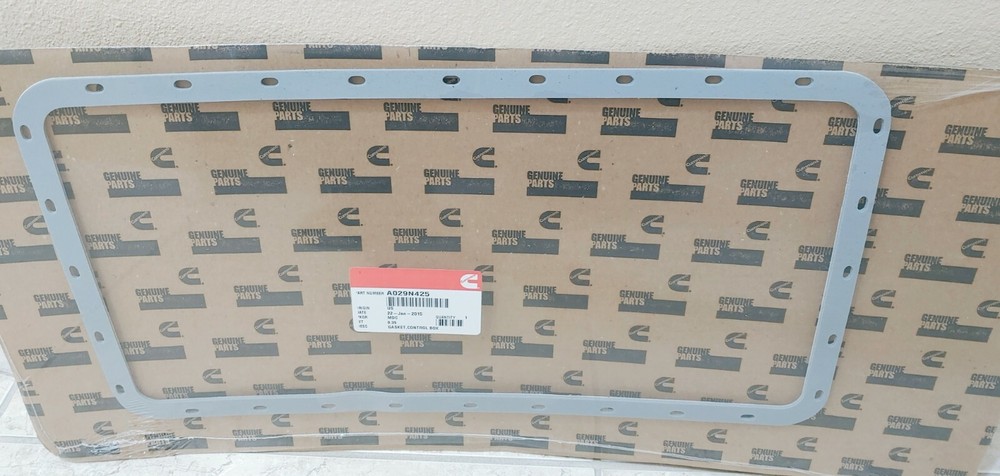 Cummins A029N425 Control Box, Gasket
