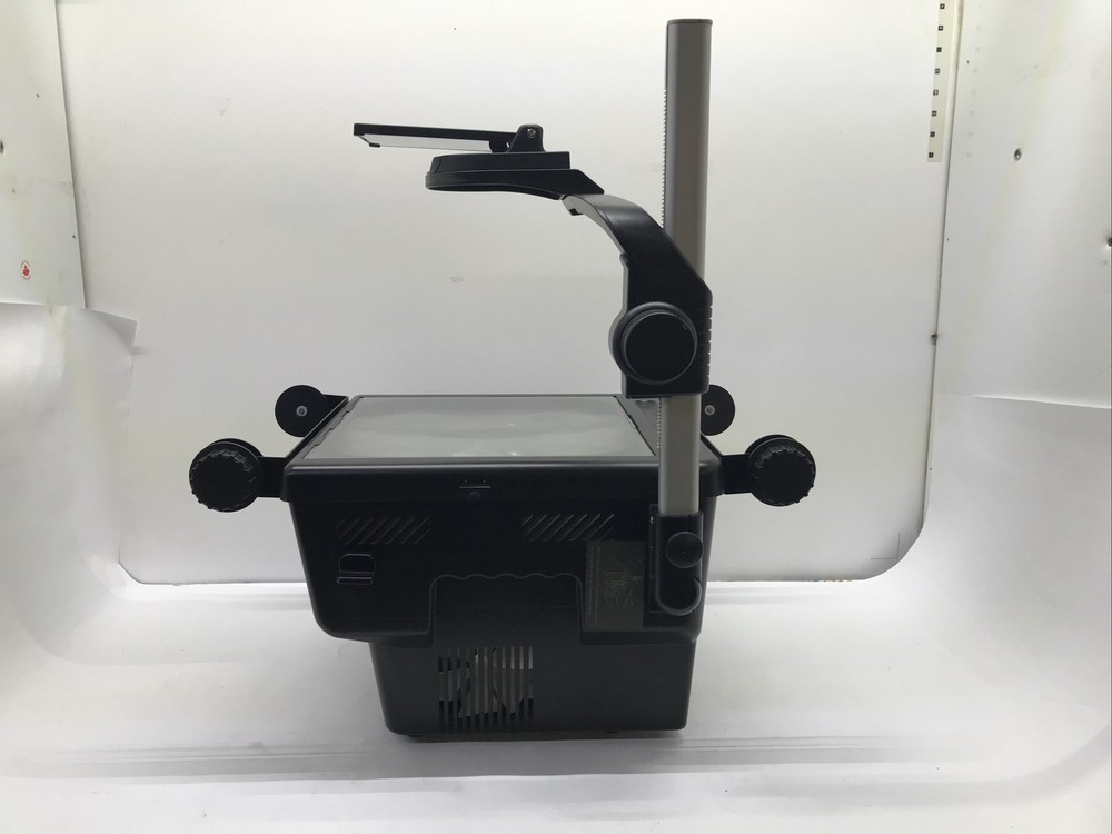 Dukane Sunsplash SP2123A Overhead Projector