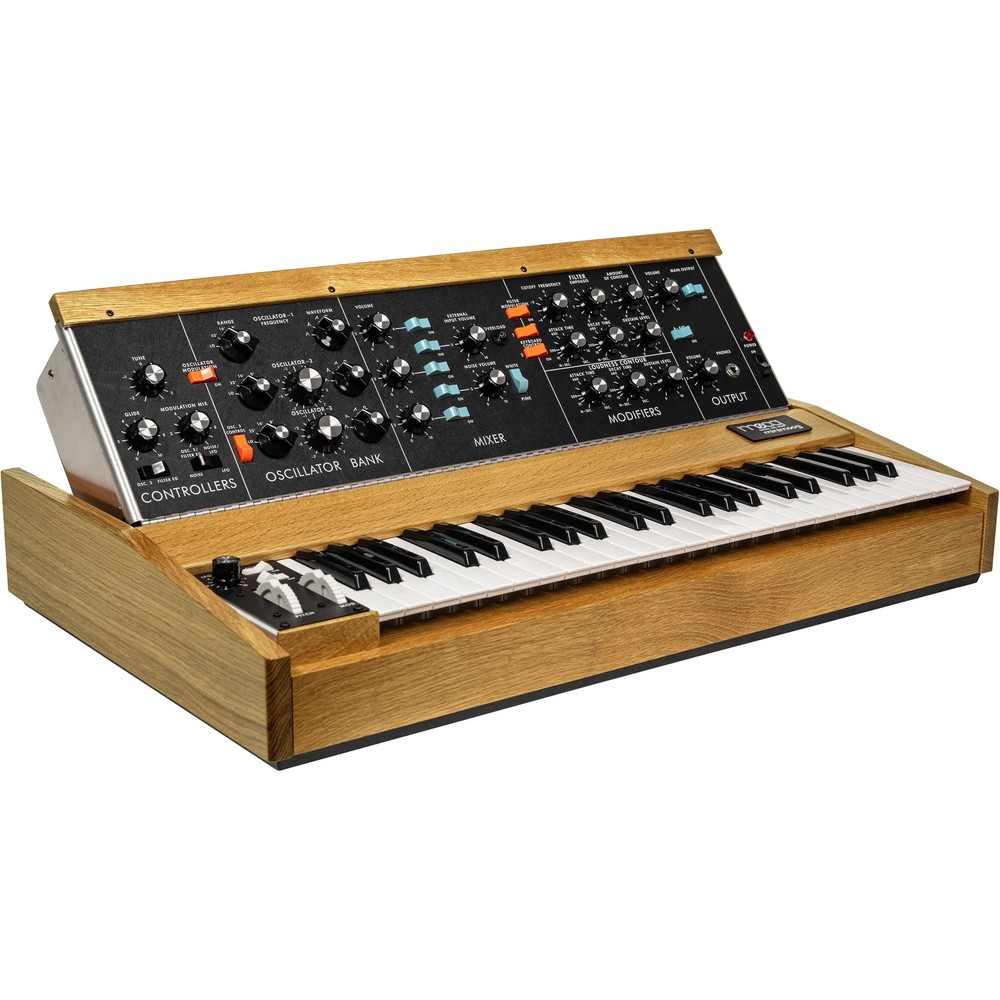 Moog Minimoog Model D Analog Synthesizer - Bob Moog Edition