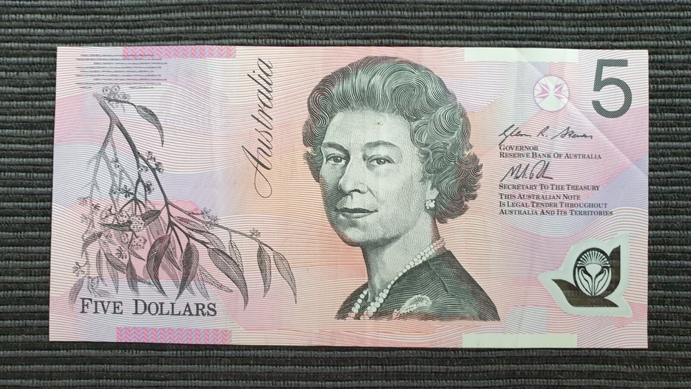 AUSTRALIA $5 2013 FIRST PREFIX Banknote BA13 556244