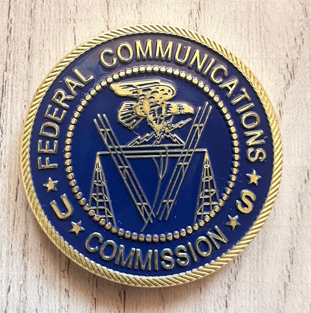 FEDERAL COMMUNICATIONS COMMISSION (FCC) Challenge Coin with case