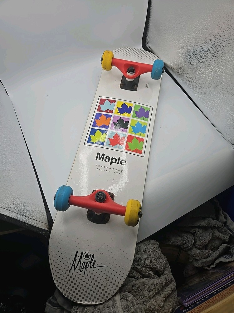 Maple Skateboard Skateboards Complete Trucks, Wheels Maple Leaf Collection