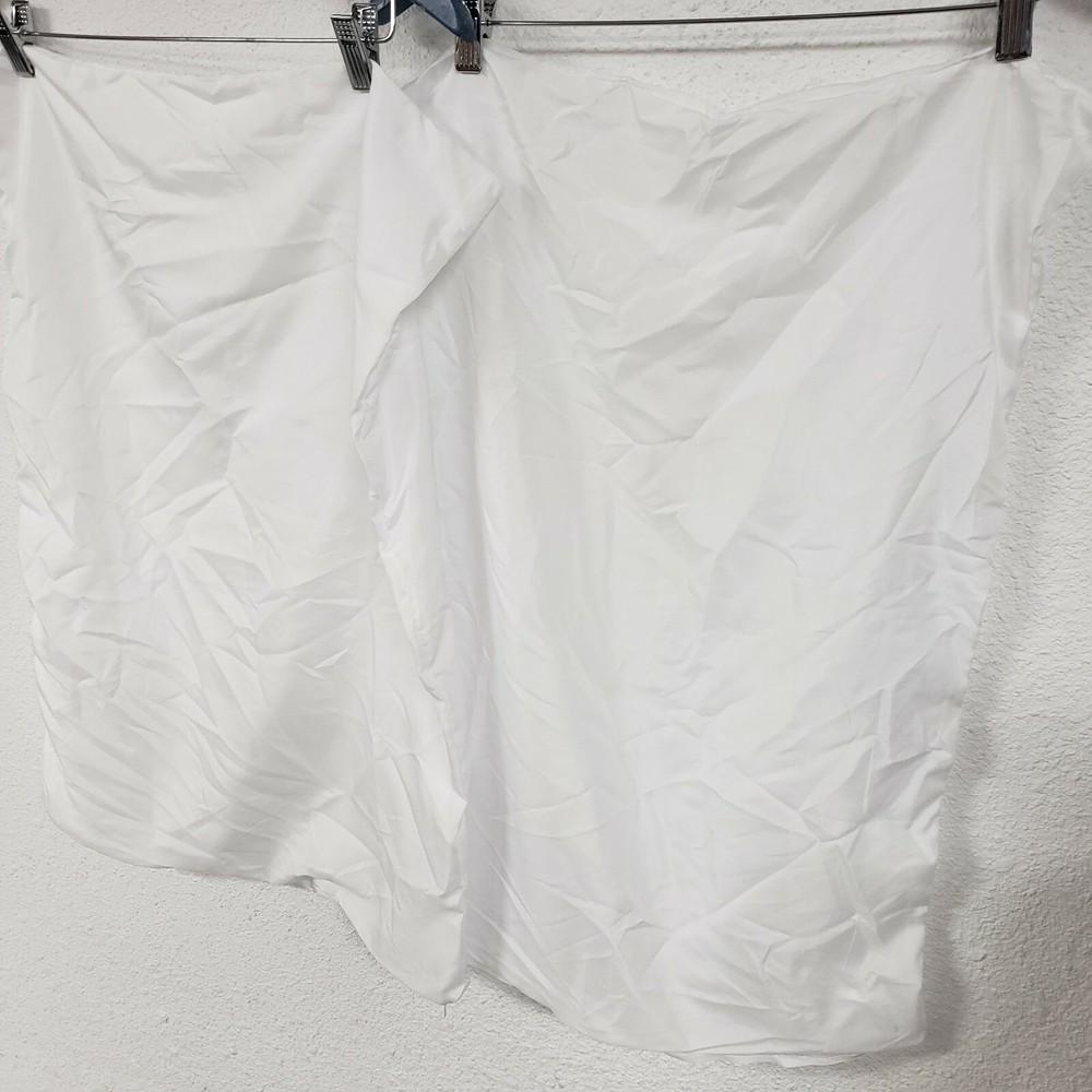 Room Essentials 2 Pack Pillow Protector - White, Standard