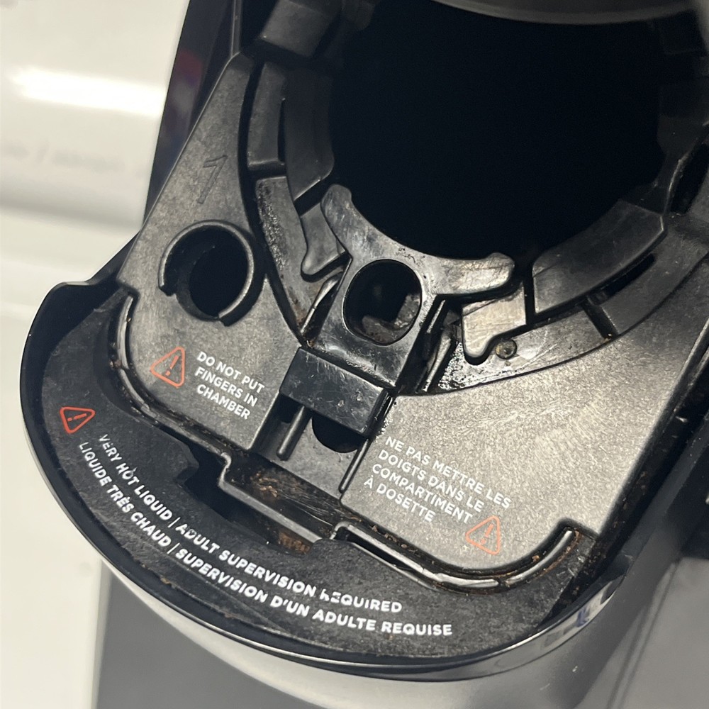 Keurig 2.0 Single Serve Coffee Maker Model K2.0-200 Black Touchscreen