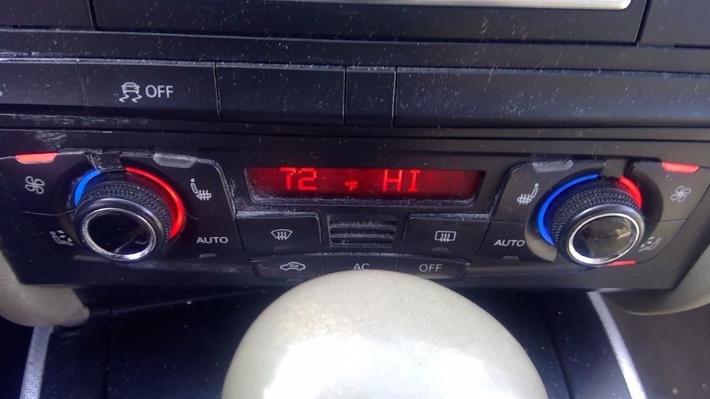 A4 AUDI 2012 Transmission Shift 1088286