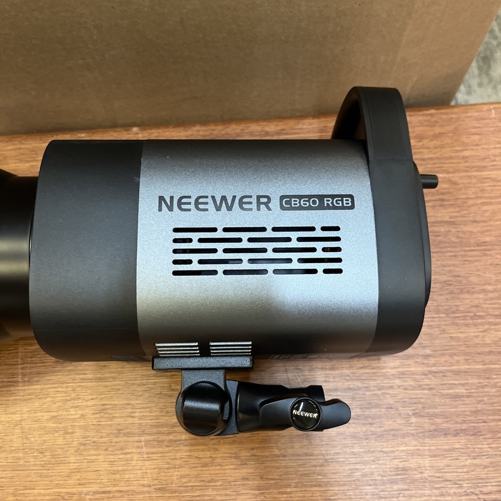 NEEWER CB60 RGB LED VIDEO LIGHT