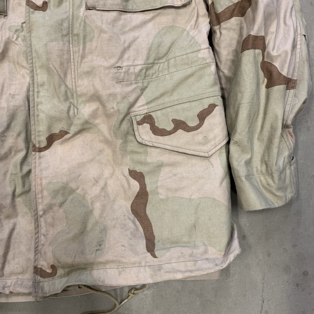 USGI Coat, Cold Weather, Field, Desert Camouflage Pattern, Size Small Long, EUC