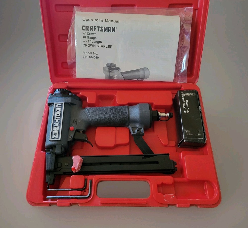 CRAFTSMAN Crown Stapler 18G Tool W/Case