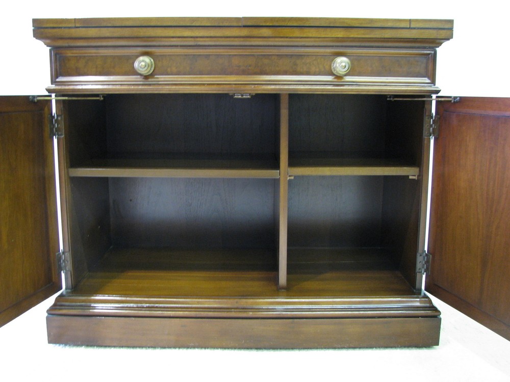 Karges Louis XVI Bar / Server With Dramatic Patterned Walnut Veneers & Flip Top