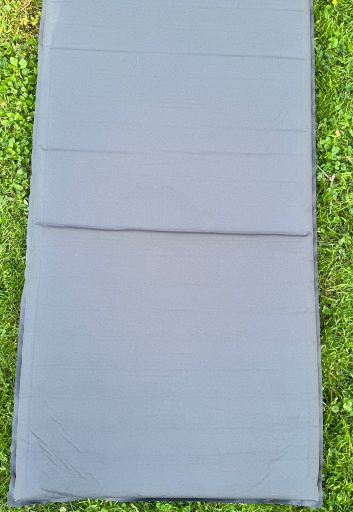 REI Trekker 1.75 Regular Self Inflating Sleeping Pad Gray 72x20x1.75 Rectangular