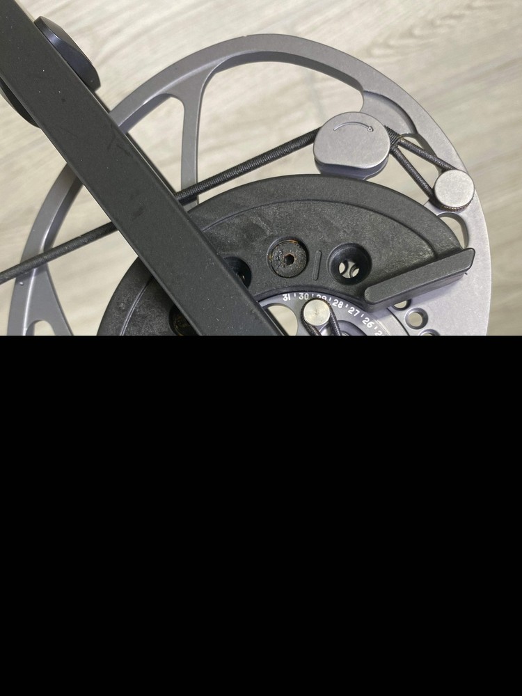 Diamond Edge 320 RH Bow Package