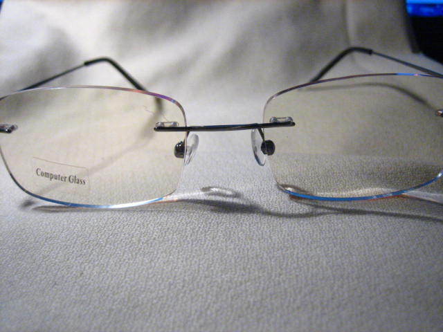 Nearly Invisible - FRAMELESS TABLET / COMPUTER READING GLASSES + FREE CASE 1098c