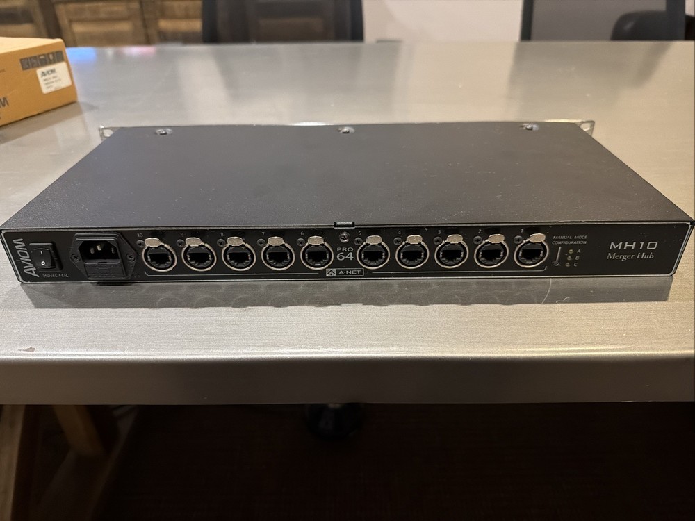 Aviom MH10 Merger Hub *open Box, Rep Sample