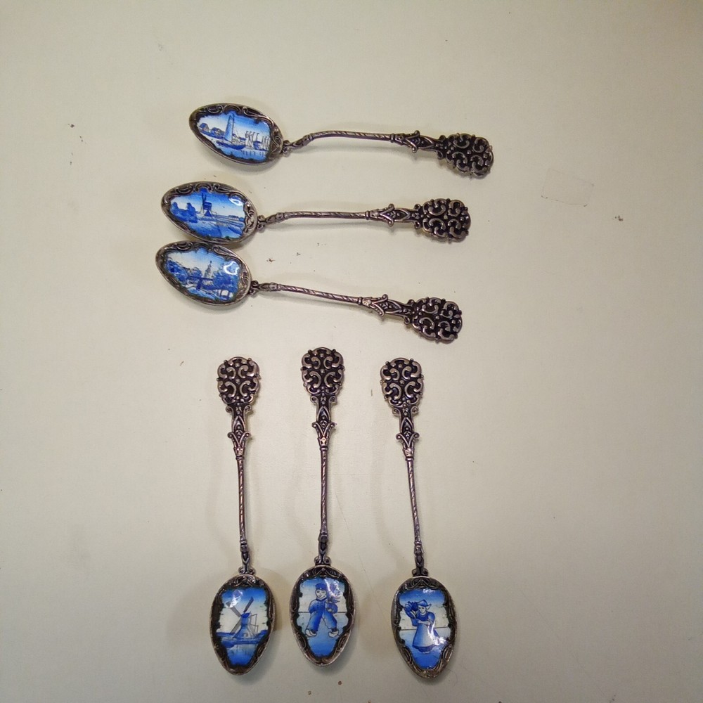 Czesuoslavia Painted Silver Plated Teaspoons