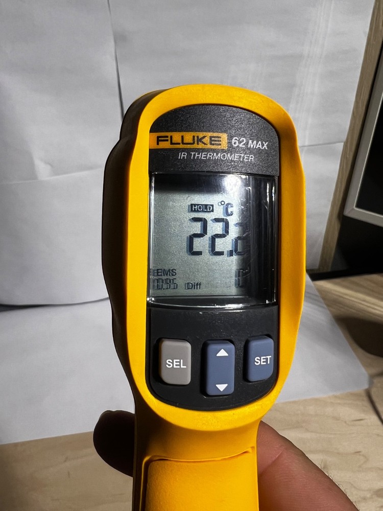 FLUKE 62 Maximum Handheld Infrared Thermometer