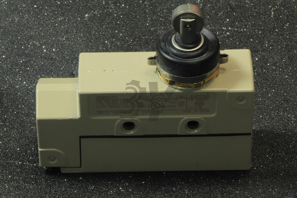 ONE NEW Omron limit switch ZE-N22-2