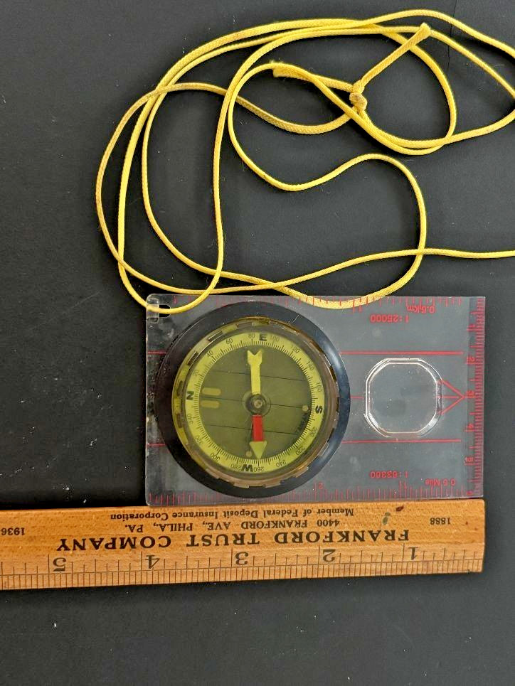 SILVA TYPE COMPASS   Map Reader  Field Hiking Camping Lanyard