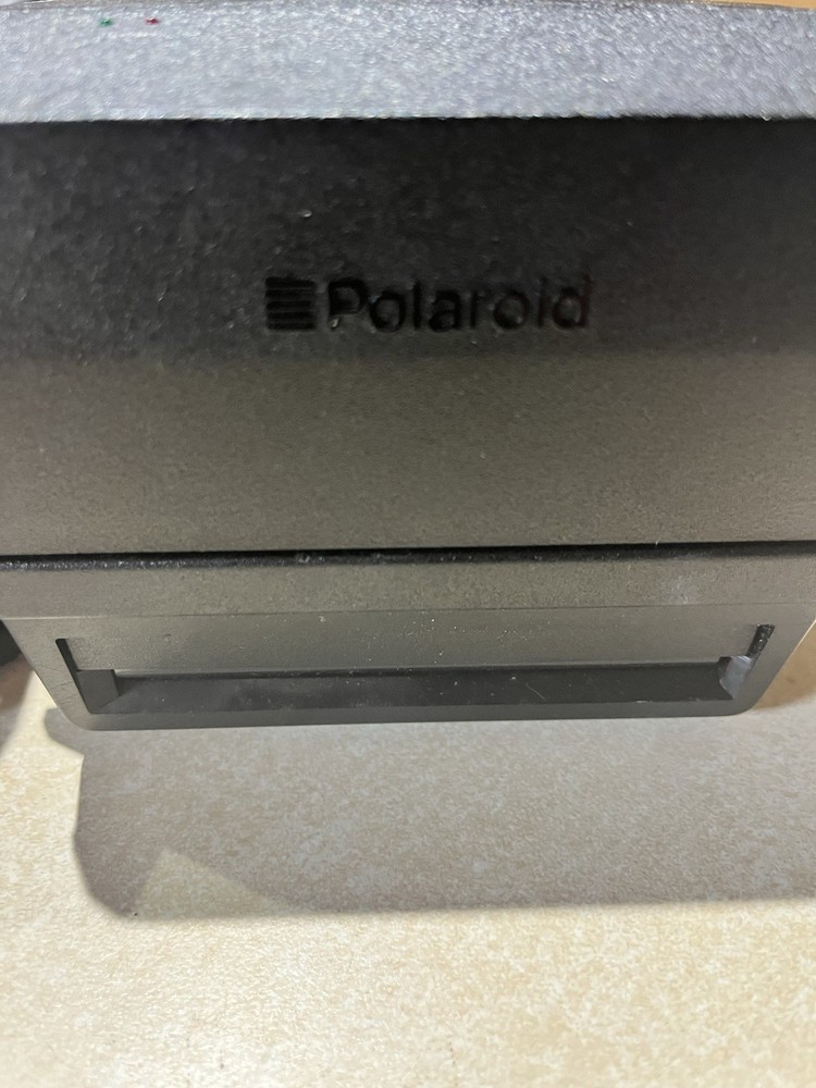 Polaroid Sun 600 LMS & Polaroid One Step Flash Untested