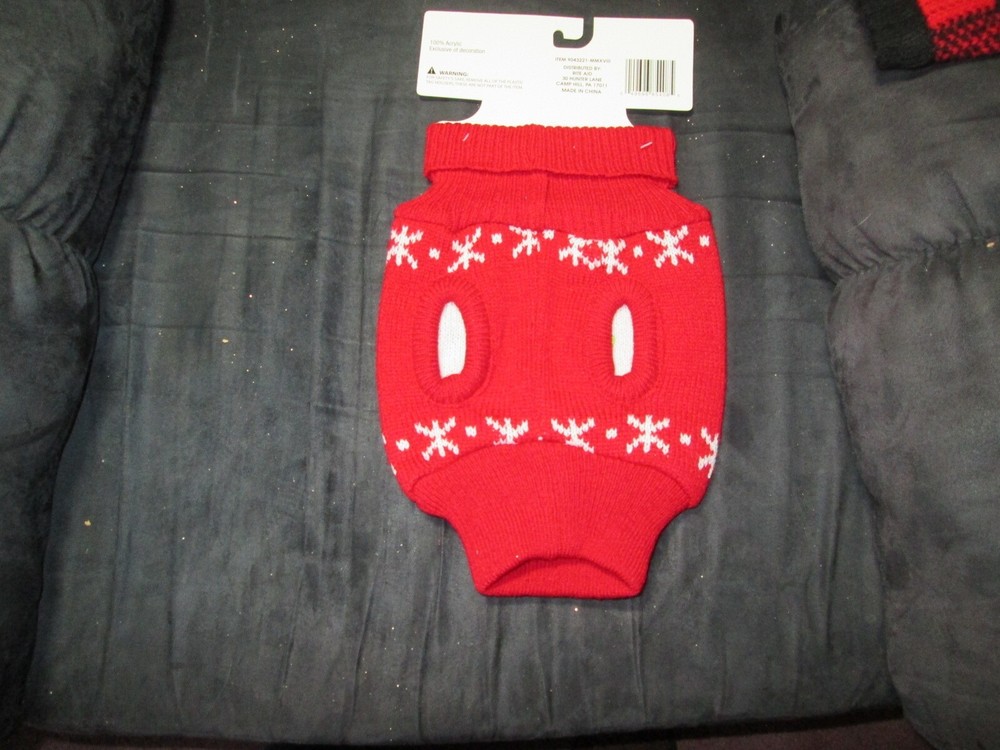 Pet Snowman Sweater Medium NWT