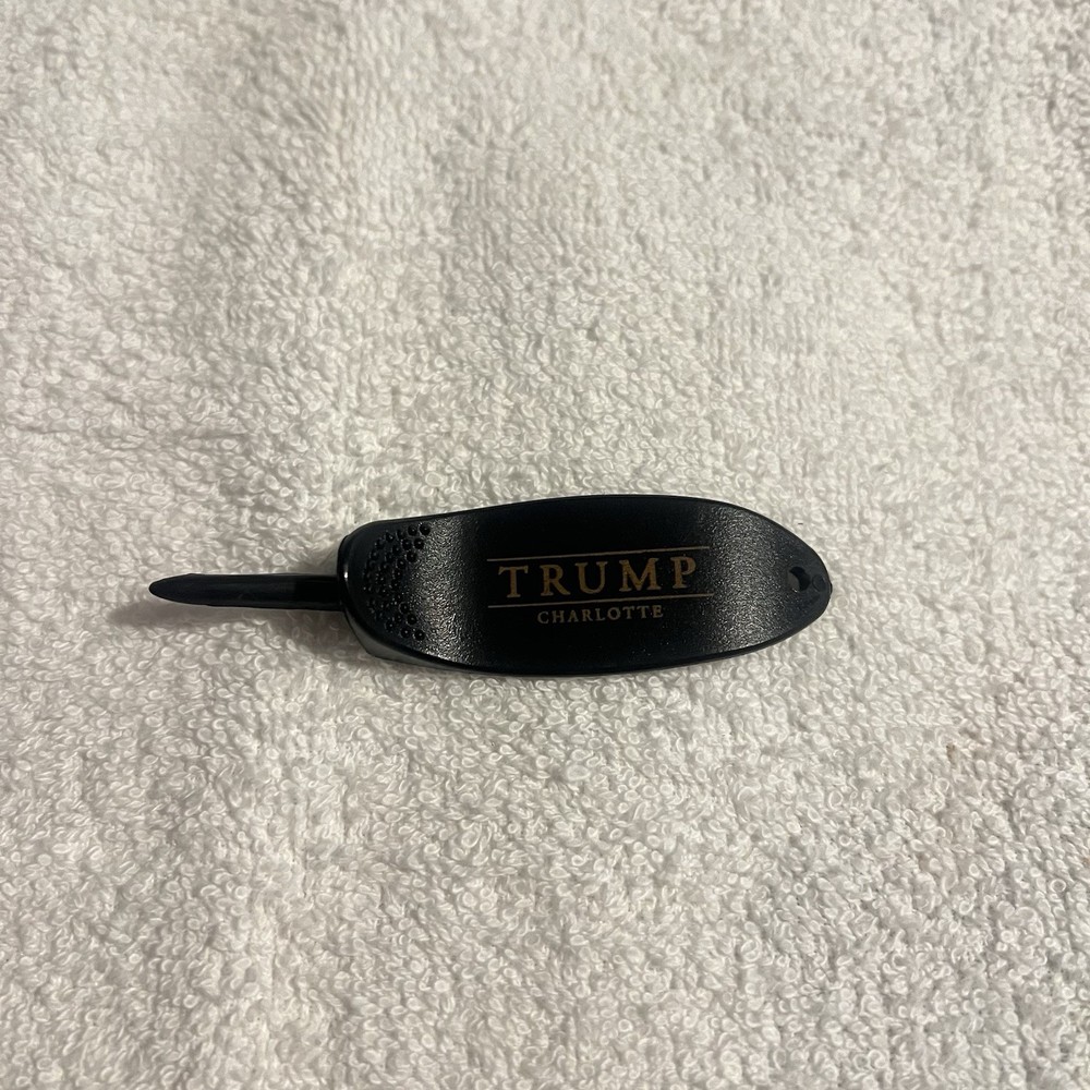 Trump Charlotte Golf Divot Tool