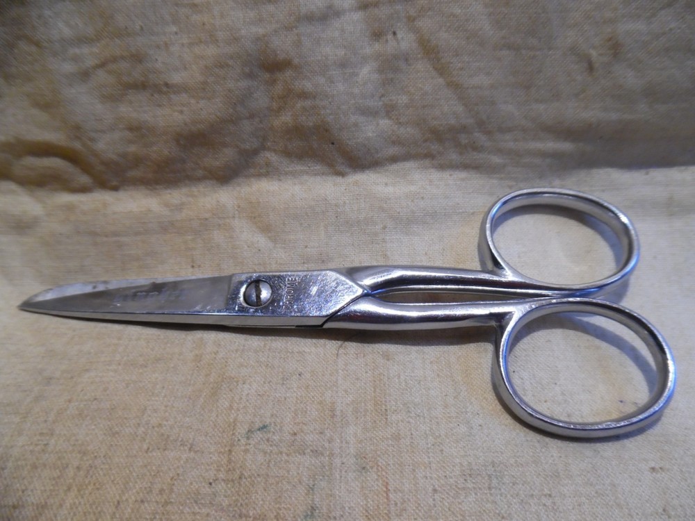 Gingher Scissors 5" Chrome
