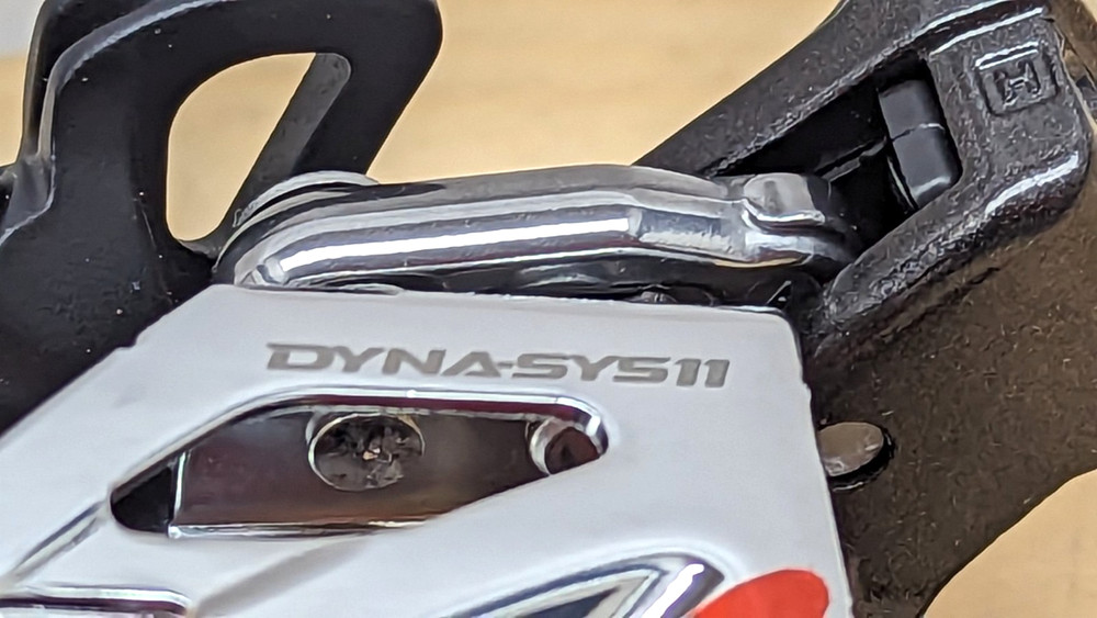 Shimano Deore XT FD-M8020-E 2x11 E-Type, Side-Swing, Front-Pull Front Derailleur