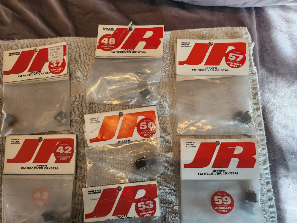 JR transmitter and reciever crystal set CH- 48