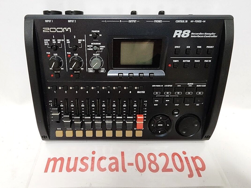 ZOOM R8 Multitrack 8 Track Digital Recorder Sampler