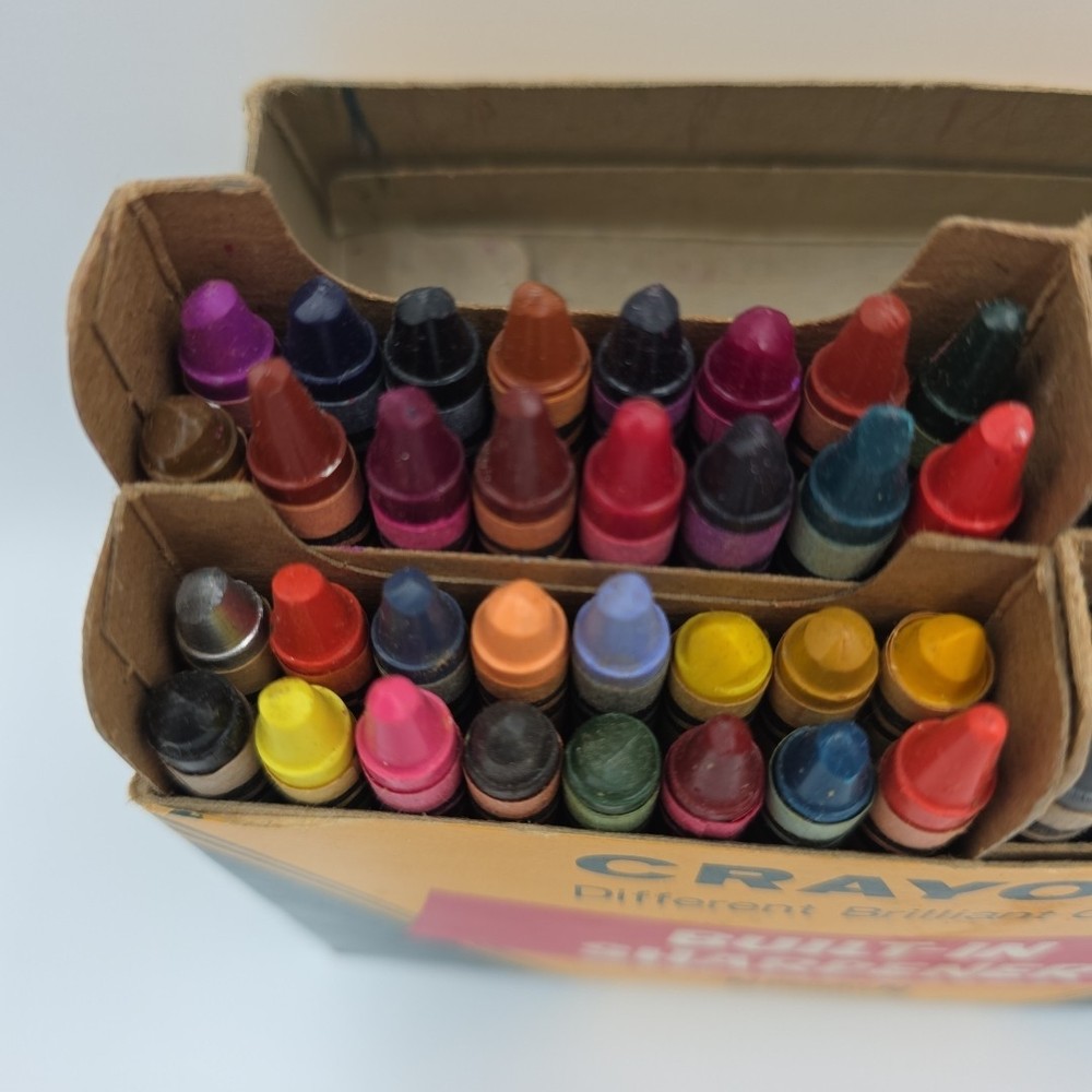 Crayola Crayons Binney Smith VTG Sharpener Used 4 Missing READ