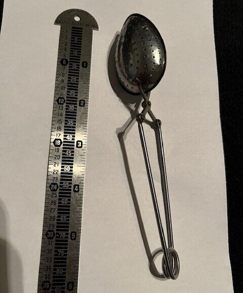 Silver Tea Strainer Infuser Spoon Scoop spring loaded open/close 6 inch