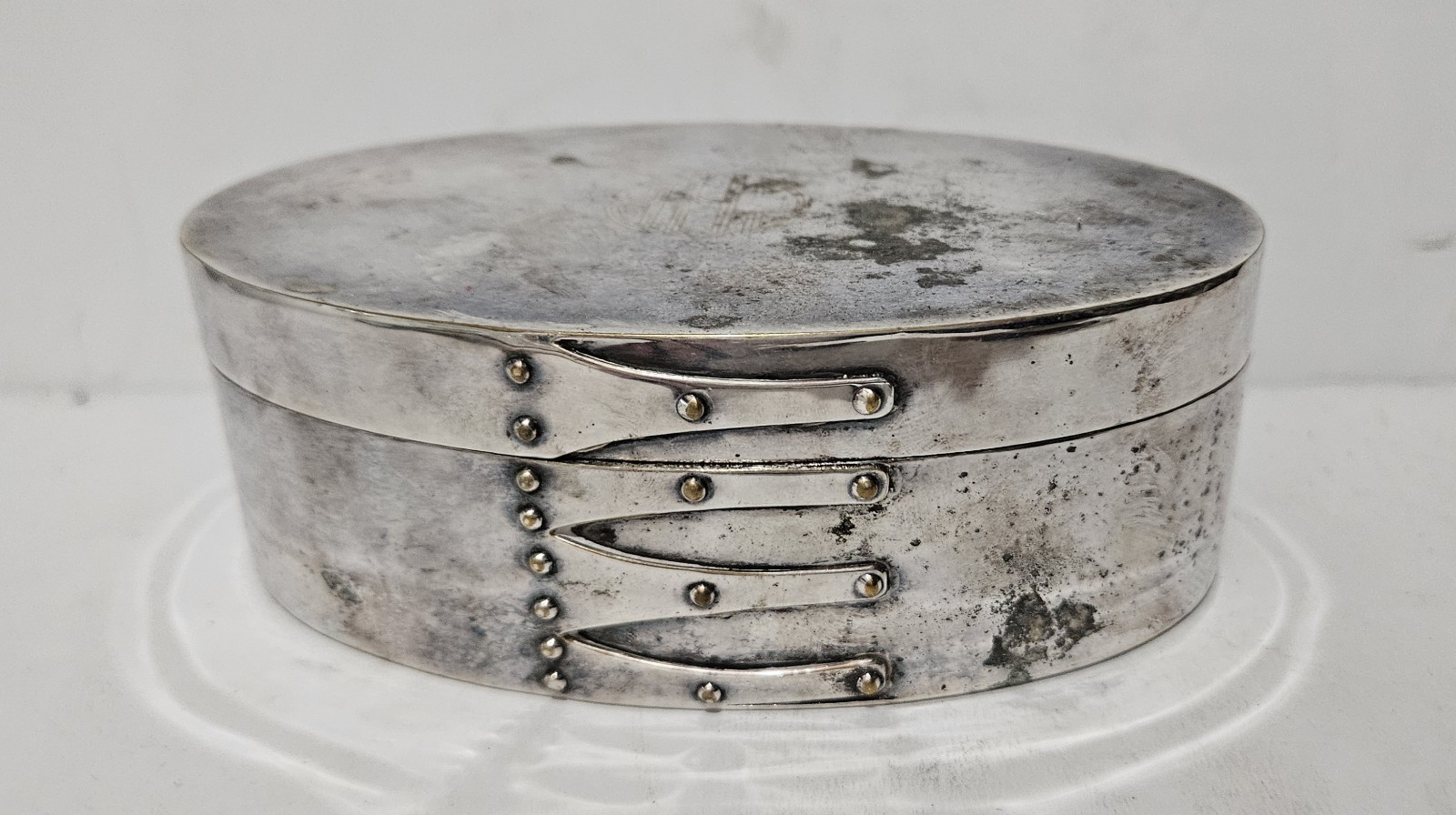 UNIQUE Silverplated SHAKER Style Oval Box w/ Fingers, 6-1/2" Vintage
