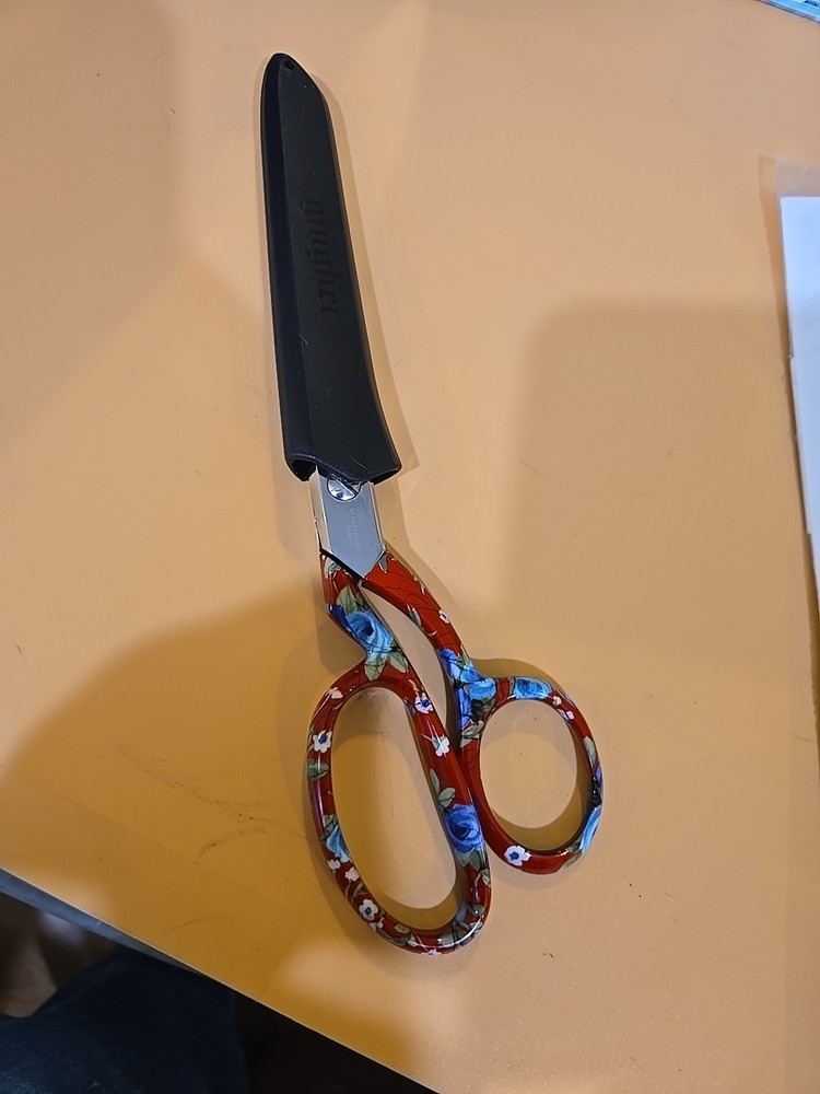 Gingher Designer Series Sophia (I)