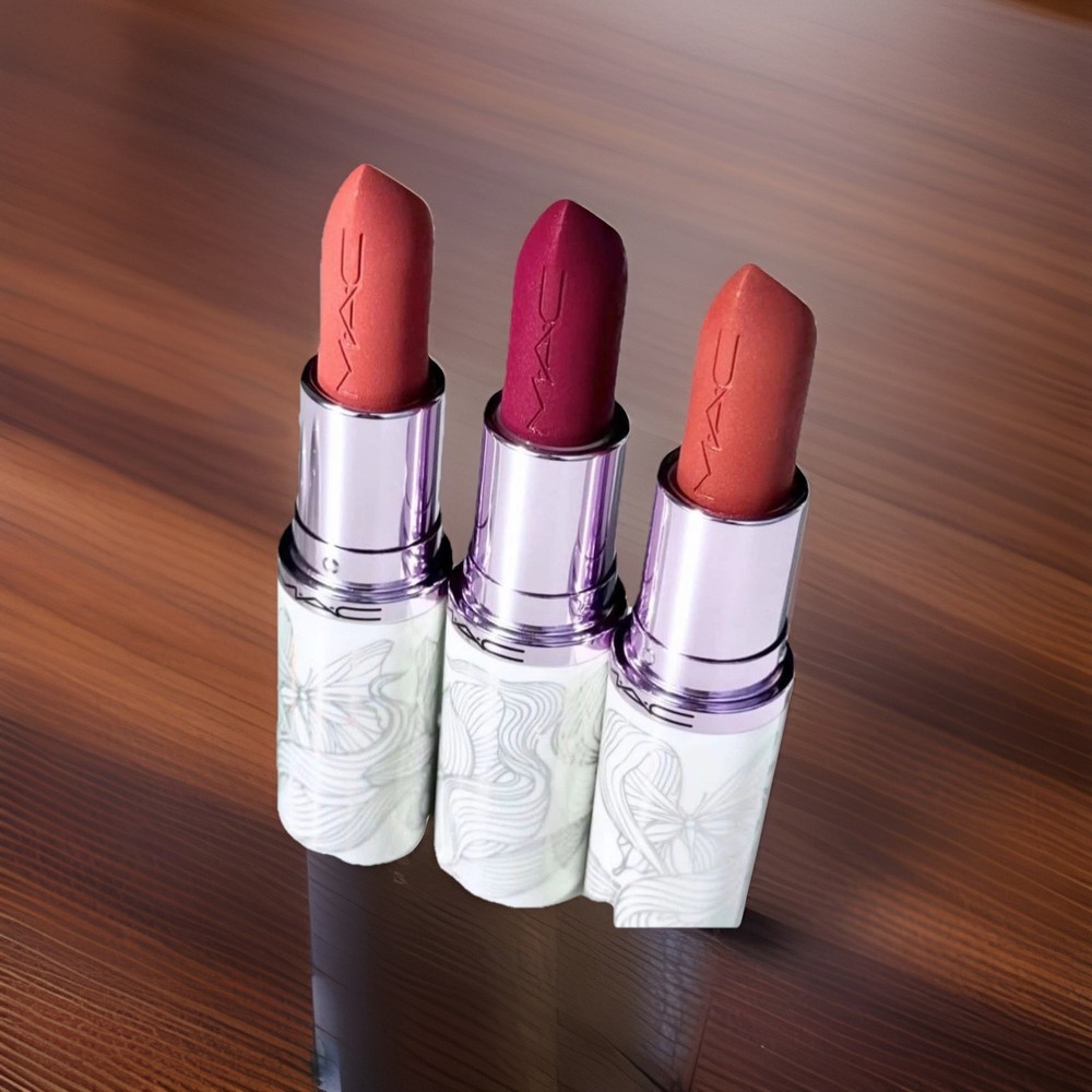 MAC  M·A·CXIMAL MATTE LIPSTICK  METAMORPHOSIS COLLECTION