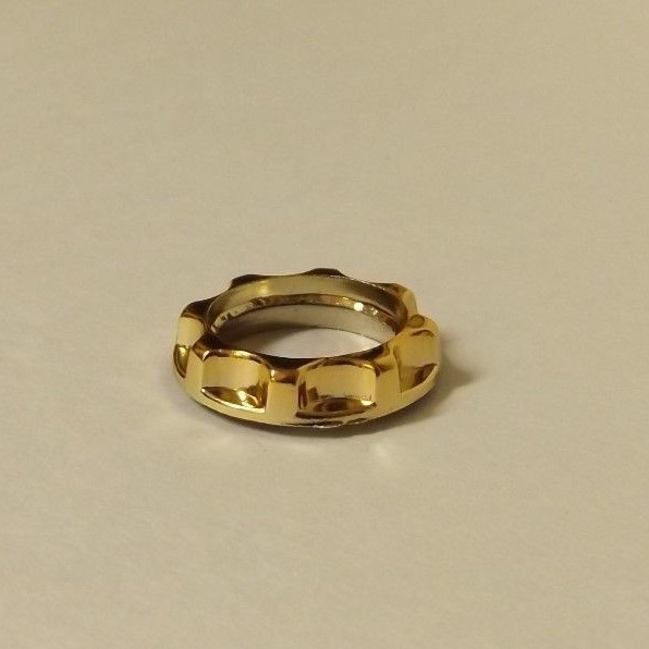 PLASTIC BRASS FINISH RING FOR THREADED CANDELABRA SOCKET NEW 40292JB