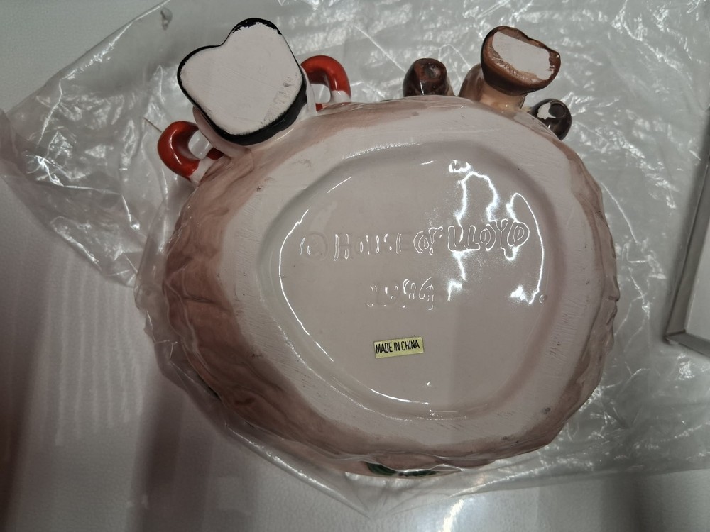 Christopher Around The World Santa Raindeer Candy Bowl / Nut Cracker Tools Pick