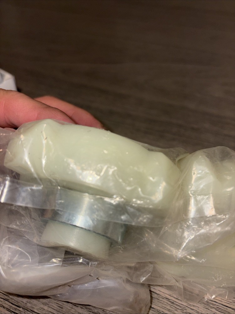 Gimbal Collar Assembly 56382665 2 Pieces