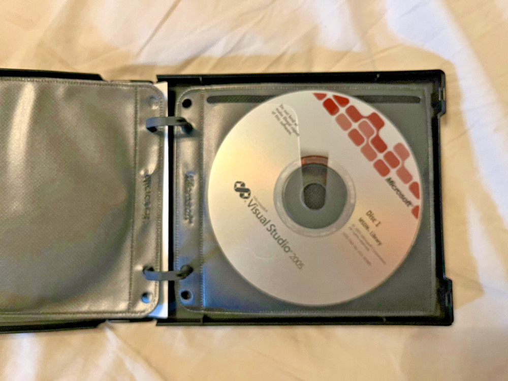 Microsoft Visual Studio 2005 Professional Edition Full Version Academic MSDN