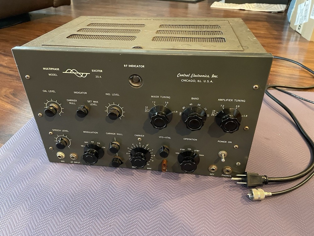 Central Electronics 20A HF SSB/AM/PM/CW Exciter/Transmitter