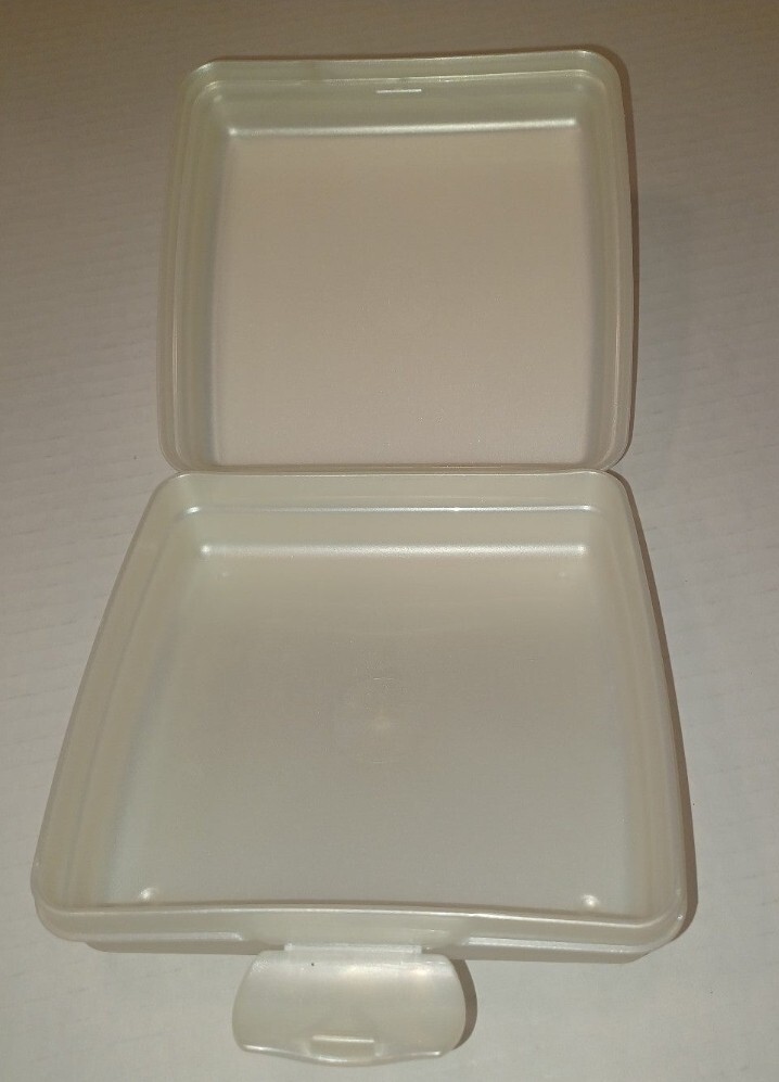 Vintage Disney Cinderella Tupperware Sandwich box case container used