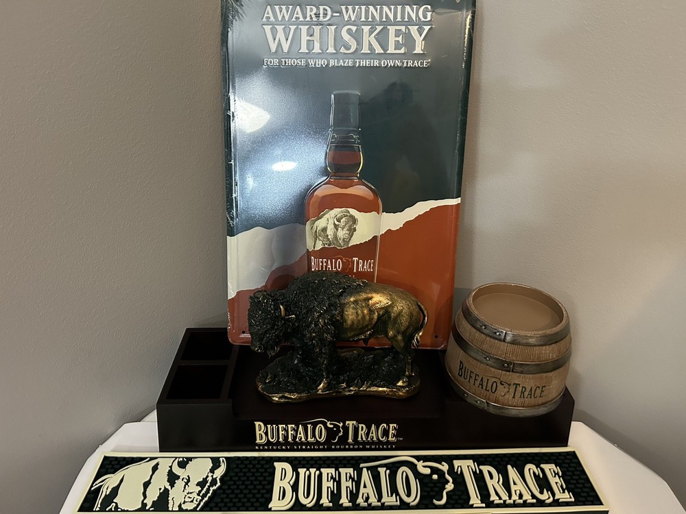 Buffalo Trace Kentucky Bourbon Whiskey Bar Bundle